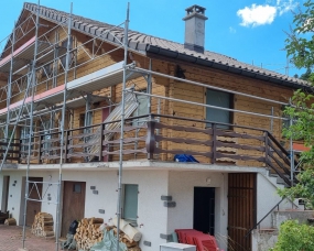 Sablage par aérogommage d’un chalet situé à ST Cergue